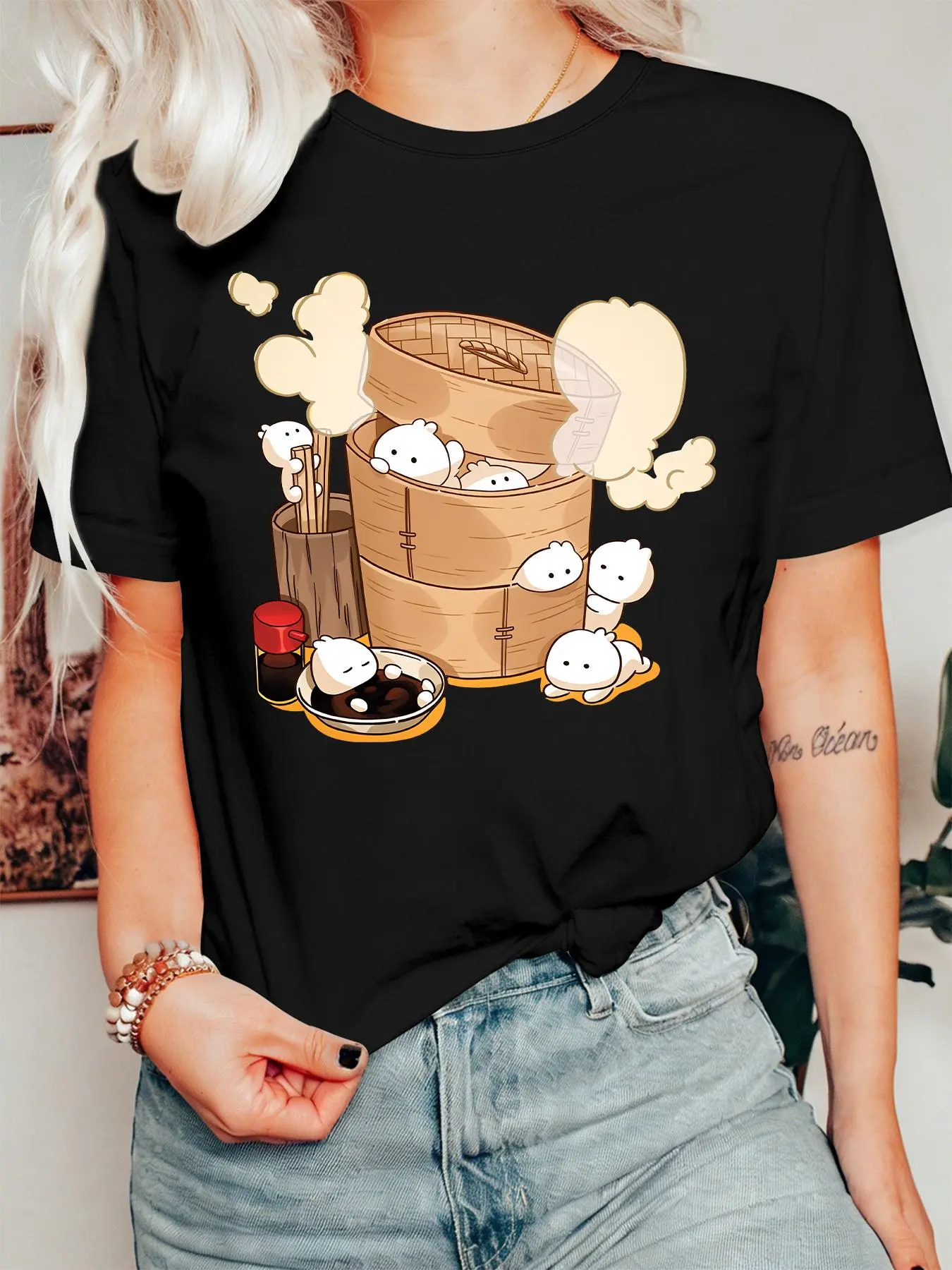 Women's Retro Xiao Long Bao/Shaoxing Wrapper Print T-Shirt - Round Neck Short Sleeve Top with Chinese Dumpling, Machine Washable Suitable for All Seasons & Daily Wear, Casual Versatile Style for Chinese Outfits Womenswear Apparel