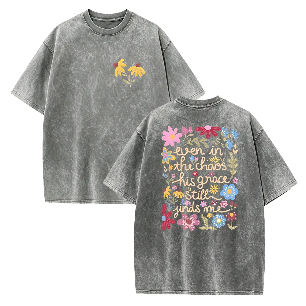 Men's Christian Faith T-Shirt - Vintage Oversized "Even In The Chaos His Grace Still Finds Me" Wildflower & Verse Tee, 230g Washed Cotton Loose Fit Round Neck Gift Suitable for Church, Casual Wear, Religious Apparel