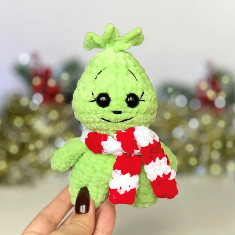 Baby Green  Crochet, Grjnch Christmas Crochet, Christmas Ornament Gift (Handmade goods will be made by hand so the production time will be a little longer)