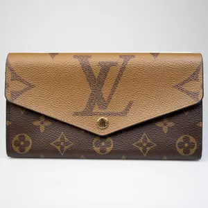Pre-owned Louis Vuitton canvas Small Leather Goods Reverse Monogram Zippy Wallet L26030999