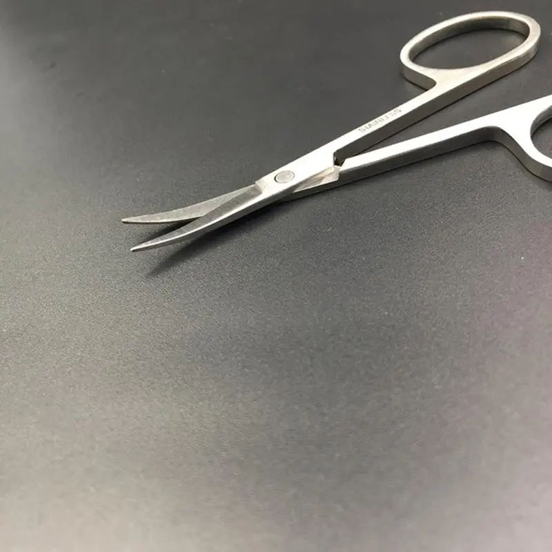 Professional Stainles Scissor Manicure Tool For Nails Eyebrow Nose Eyelash Cuticle Scissors Curved Pedicure Scissors Makeup Tool