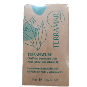 Clarifying Deodorant with Pearl Extract and Vitamin B3