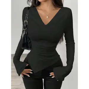 ElegantAutumnWomen'sShoulder-ShowcaseAsymmetricalKnitCasualT-Shirt,Slim-FittedLongSleeveTopforFall&Winter,TrendyLadies'ClothingGift