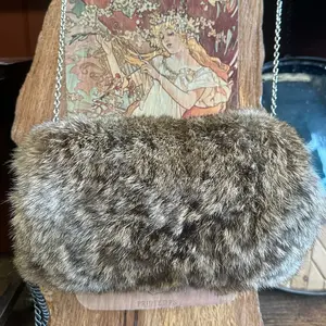 Hand warmer