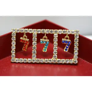 Rhinestone Slot Machine Triple 7 Lapel Vest Pin Brooch Las Vegas 777 Casino Gamblers Slot Machine Jackpot Winner Gambling Pin Brooch