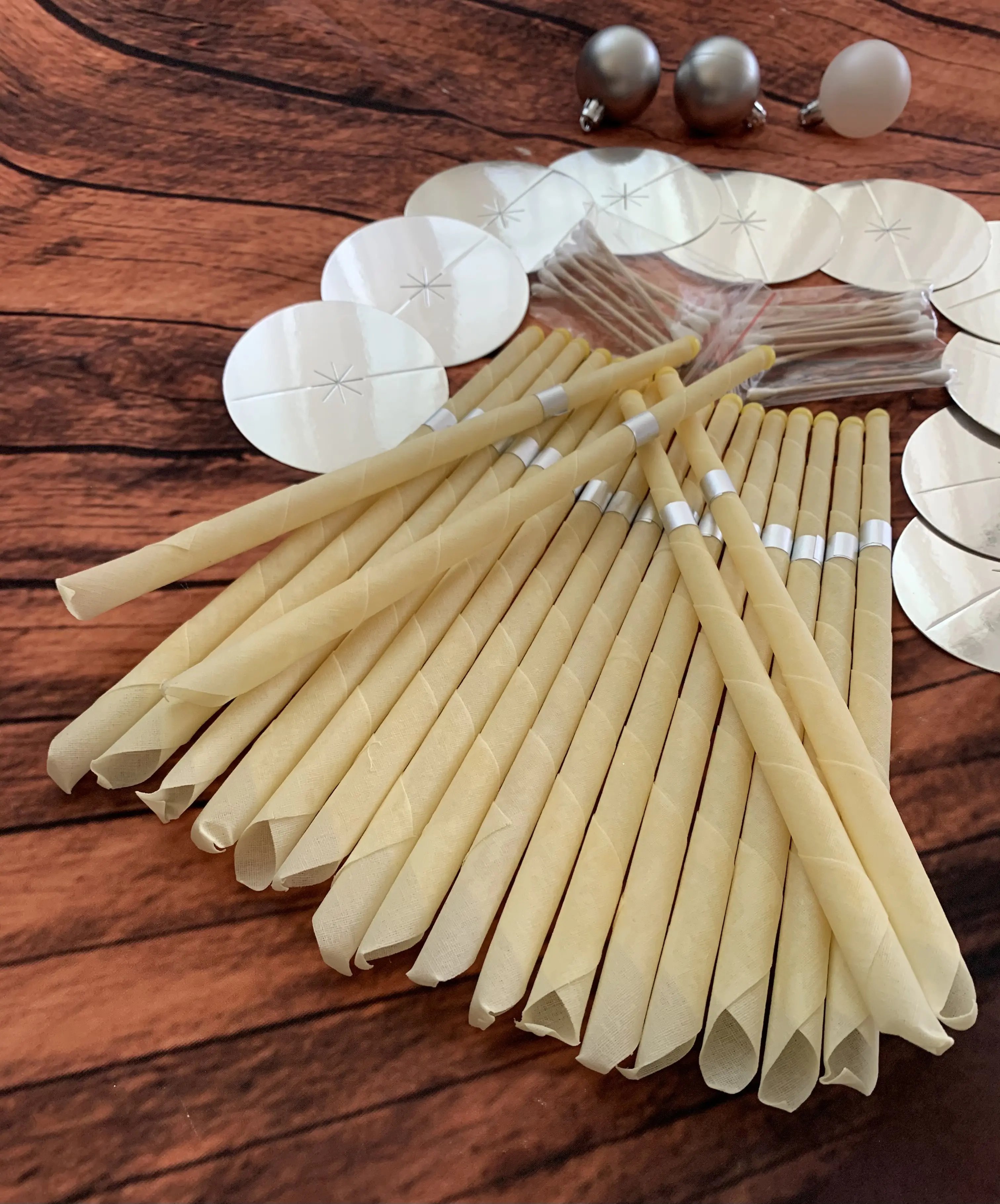 20 Pcs Ear Wax Removal Beeswax Candles Ear Candles Handmade Muslin Set Ear Candle Earwax Ear Cleaner Candle Earwax Remover Ear Cleaning Tool