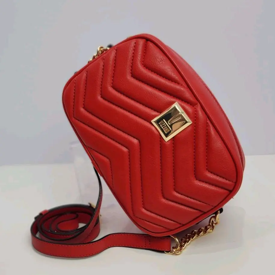 Vizzano Quilted Crossbody Bag - Adjustable Strap, Elegant Gold Hardware, Versatile Style for Everyday Use