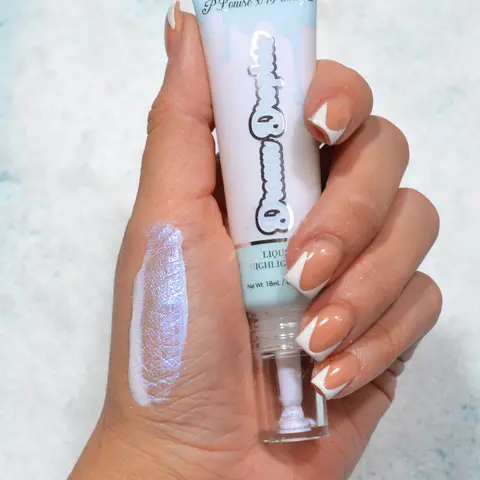 P.Louise x Mikayla Dream Droplets Liquid Highlighter, Cosmetic Makeup, Forever Frozen Finish