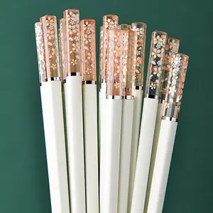 1/5/10pairs of Sakura Pattern Chopsticks Utensils
