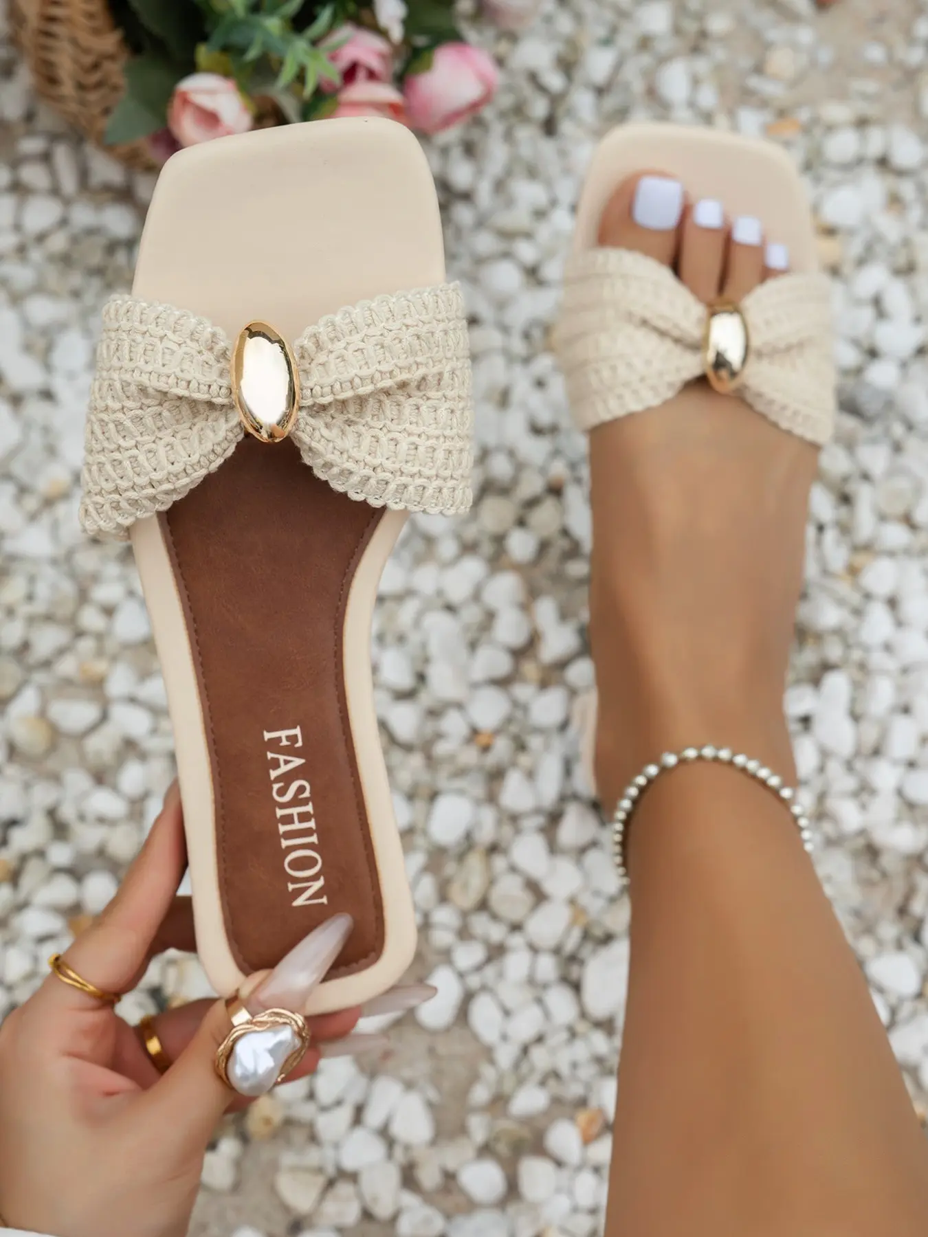 Women's Simple Summer Beach Vacation Flat Sandals, Casual Low Heel Slippers, Square Toe, Medium Width, Fabric Upper, PVC Sole