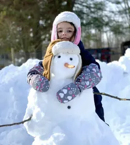 L-Bow Girls Grey Heart Long Gauntlet Winter Mittens