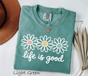 Spring Daisy T-Shirt, Life Is Good Floral Graphic Tee, Boho Flower Shirt, Women Pastel Daisy Tee, Vintage Spring Casual Top