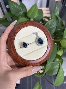 Astrid(13911)gc.Midnight Blue Topaz Set