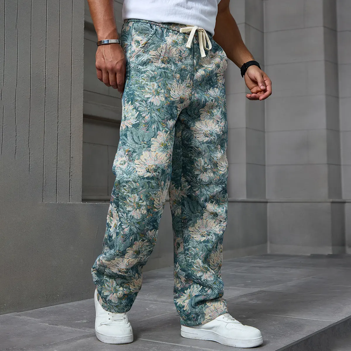 Men's Retro Style Floral Jacquard Pants, Casual Straight Wide-Leg Trousers with an Elastic Drawstring Waist and Pockets, Elegant, Polyester, Holiday, All Season, Loose-Fitting, Cold Wash, Regular-Leg Trousers, Woven, Print
