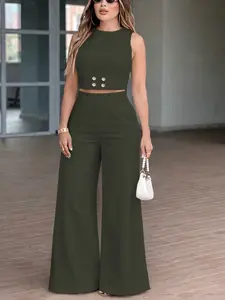 TikTok viral summer olive green women's two-piece set, sleeveless cropped top paired with high-waisted wide-leg pants, simple and sophisticated outfit suitable for vacations, brunches, and day-to-night commuting