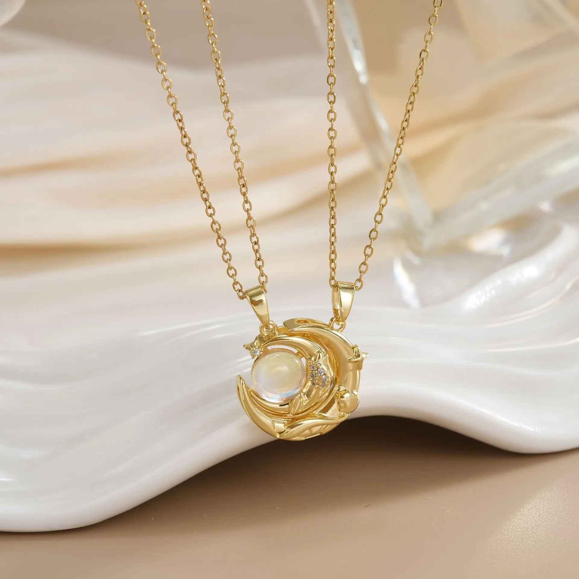 Magnetic couple necklace 9