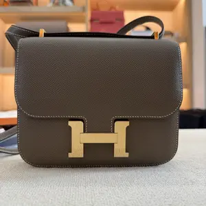 Pre-owned HERMÈS Constance 18 Elephant Grey Gold Hardware Epsom Leather