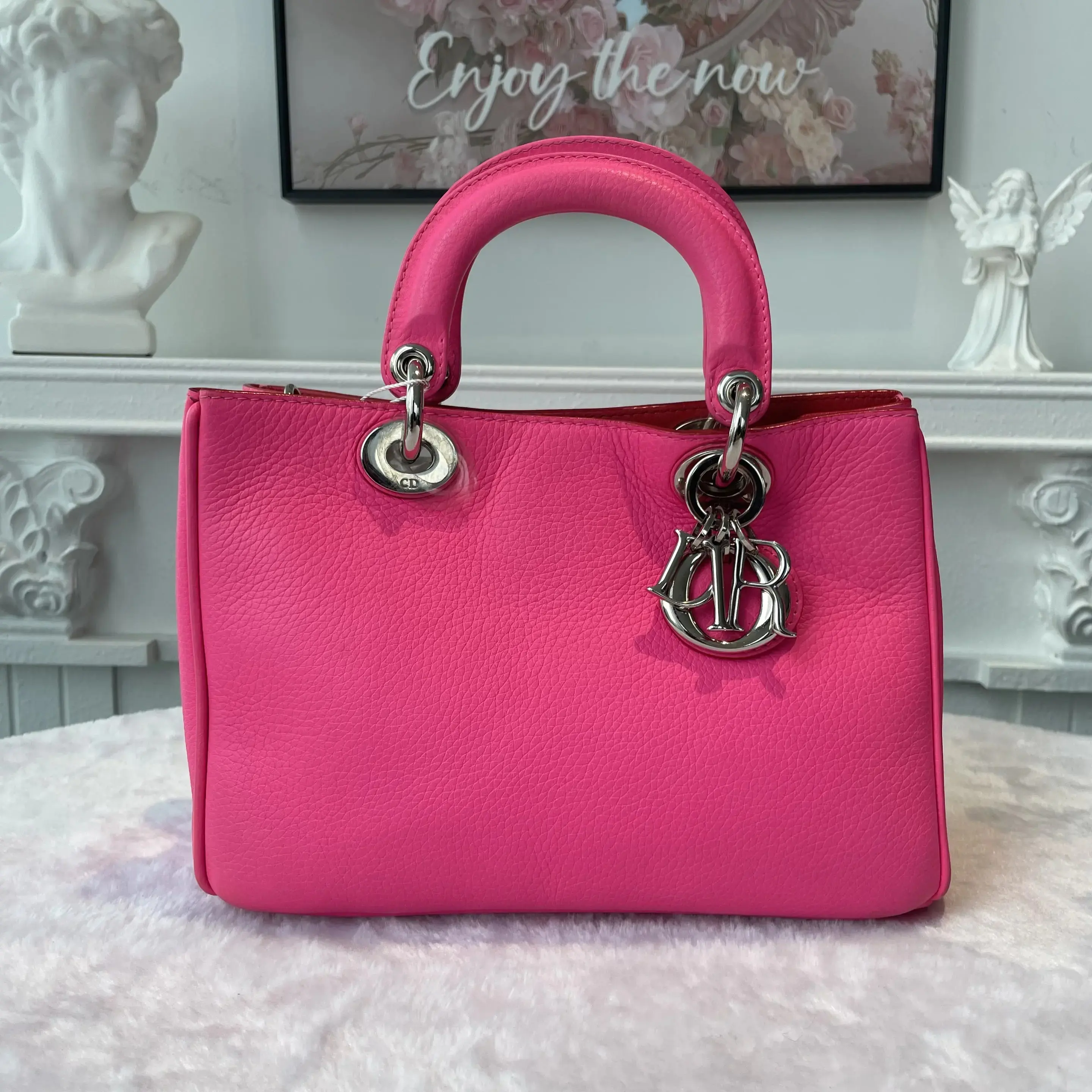Pre-owned Dior Calfskin tote bags BJ1109904045 Vip Small Size Pink Pre-owned Dior Calfskin tote bags BJ1109904045 Vip Small Size Pink