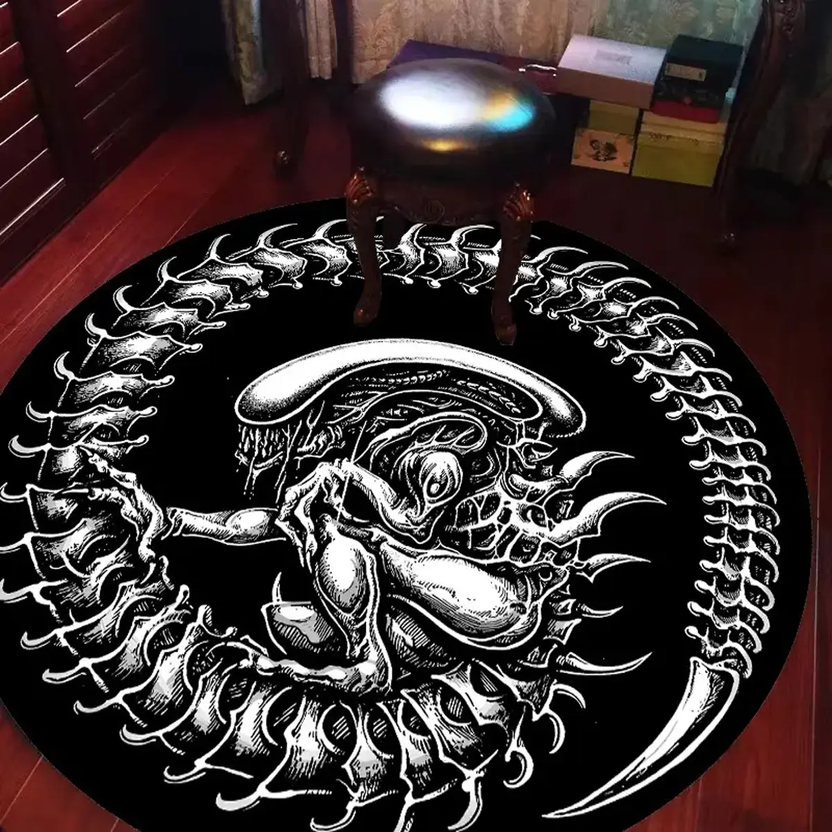 Indoor Round Carpet, Dark Demon Halloween Decorative Rug, Soft Plush Foot Pad, Fluffy Area Rug, Suitable for Living Room Bedroom Game Room, Home Decorative Rug