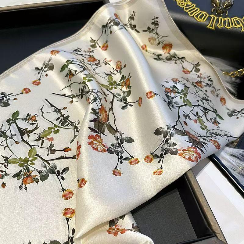 Elegant square scarf for women, women’s silk scarf, silk headscarf, floral style, faux silk scarf, multifunctional neck scarf, hair accessory, girls’ accessories, women’s silk scarf—an ideal gift for friends and family.