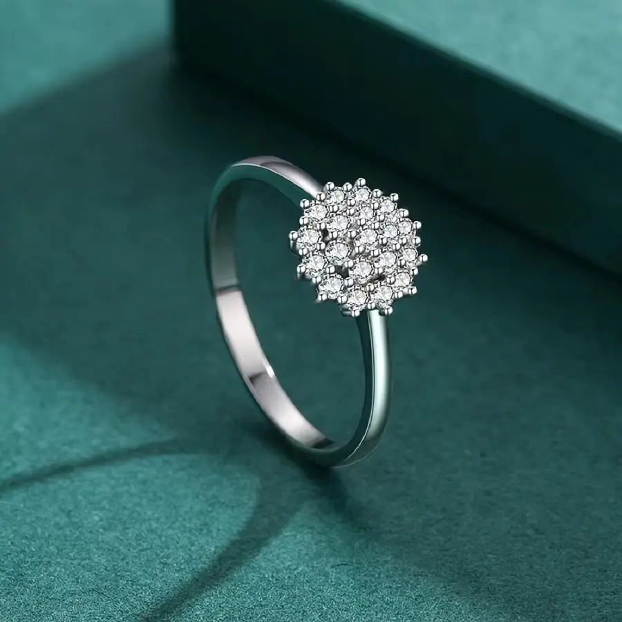 Women's Casual Cute Flower-Shape Copper Metal Ring, Inlay Micro-Inlay Synthetic Zirconia Wedding Ring for Brides, No Harmful Coatings