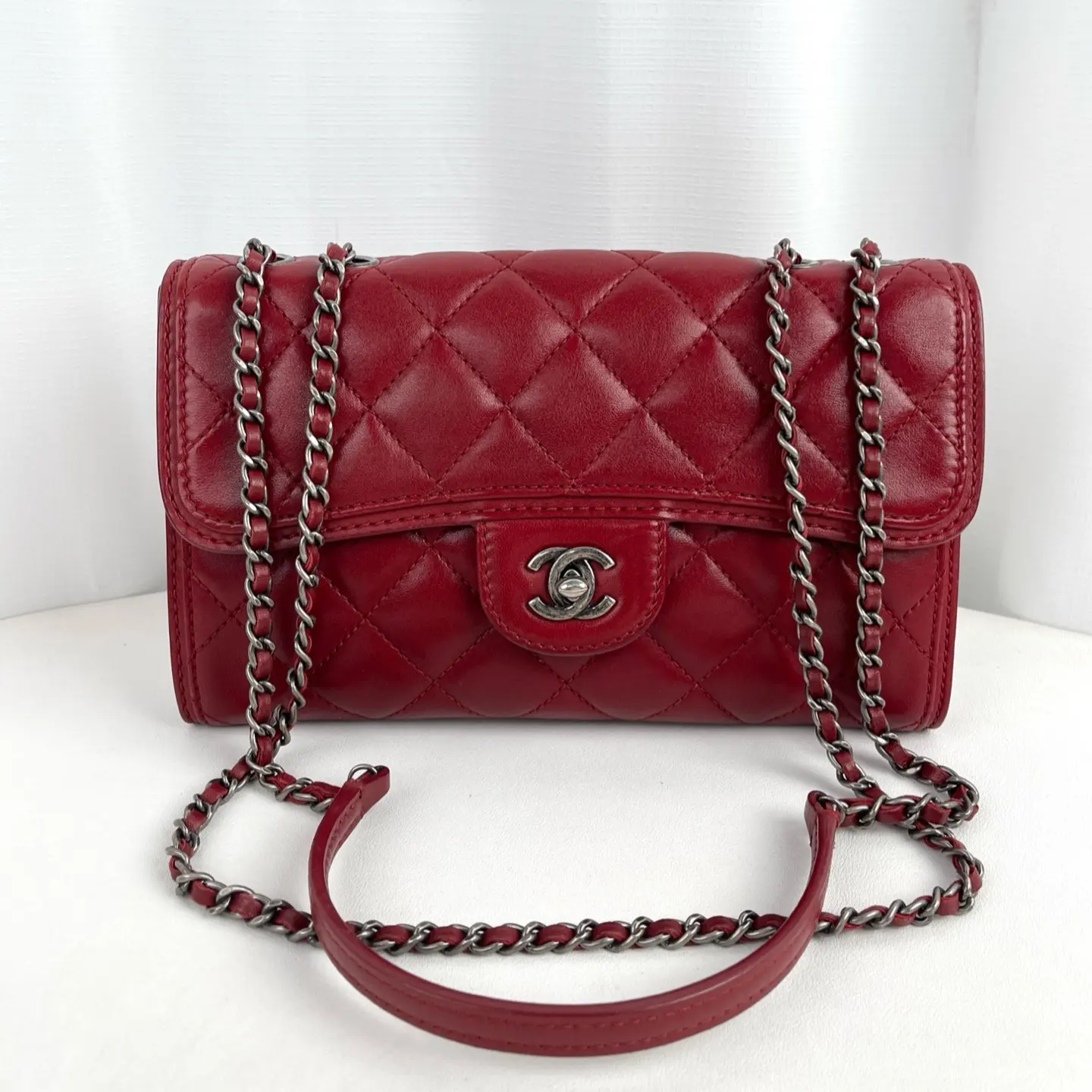 Pre-owned CHANEL Citizen Zip Small Flap Bag 24424069