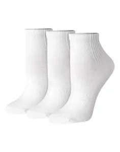 Hanes Moves Women’s Seamless Stretch Ankle Socks 3 Pairs Women's Intimates Comfortable Fit Soft Fabric Breathable Hwma3