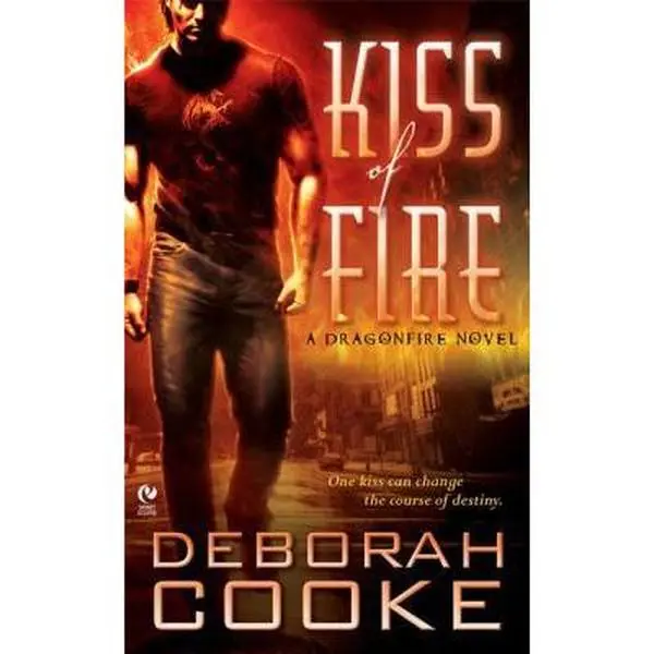 USED Book - Kiss of Fire (Dragonfire, Book 1) by Deborah Cooke (Mass Market Paperback) - english