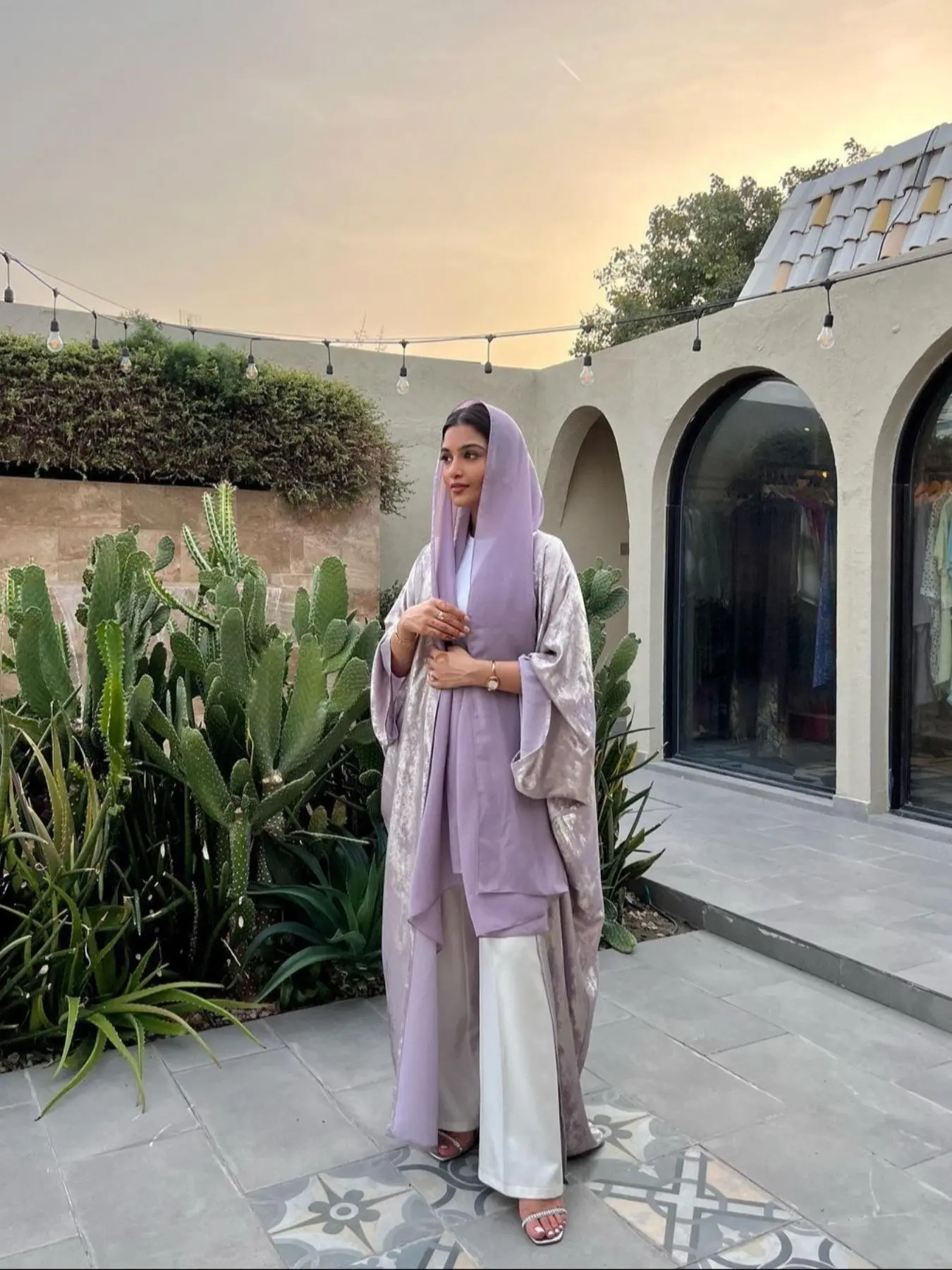 Women's Glossy Solid Batwing Sleeve Abaya without Hijab, Elegant Long Sleeve Open Front Abaya for Party Holiday Daily Wear, Islamic Abaya, Loose Fit Abayas, Muslim Clothing for Women