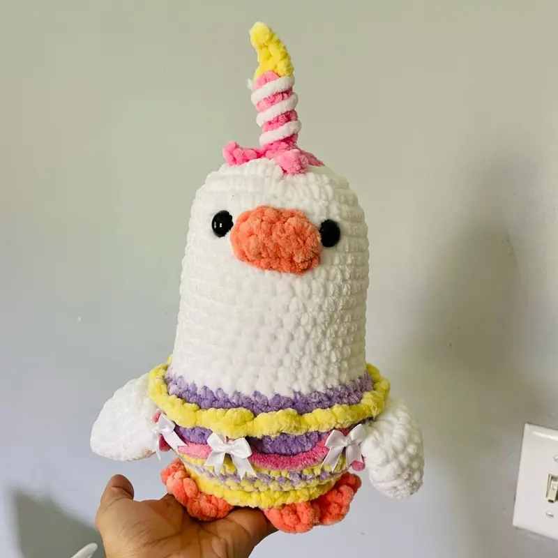 Crochet celebration goose