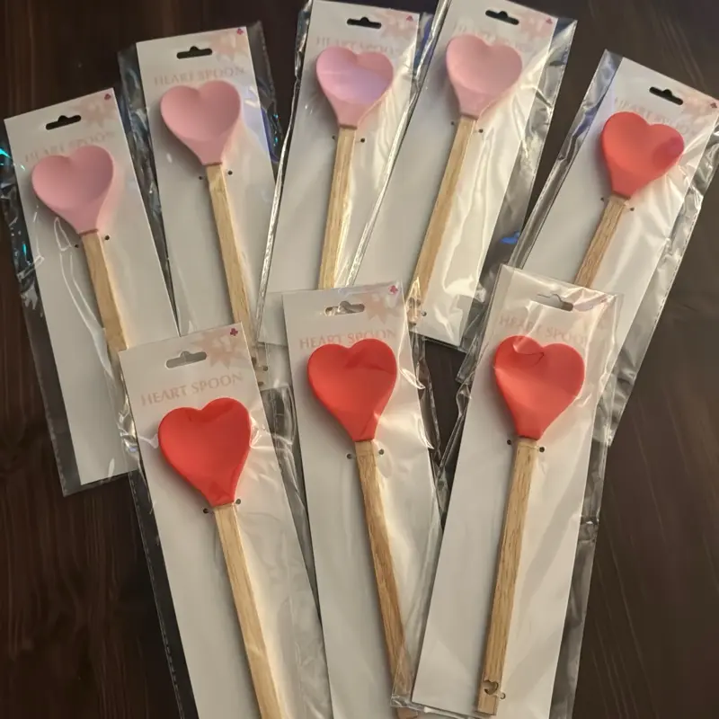 Heart-Shaped Cooking Spoon, Food-Grade Kitchen Utensil for Home Cooking