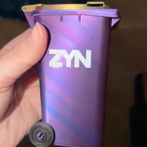 Zyn bin desktop trash - compact & stylish waste bin for desk/office