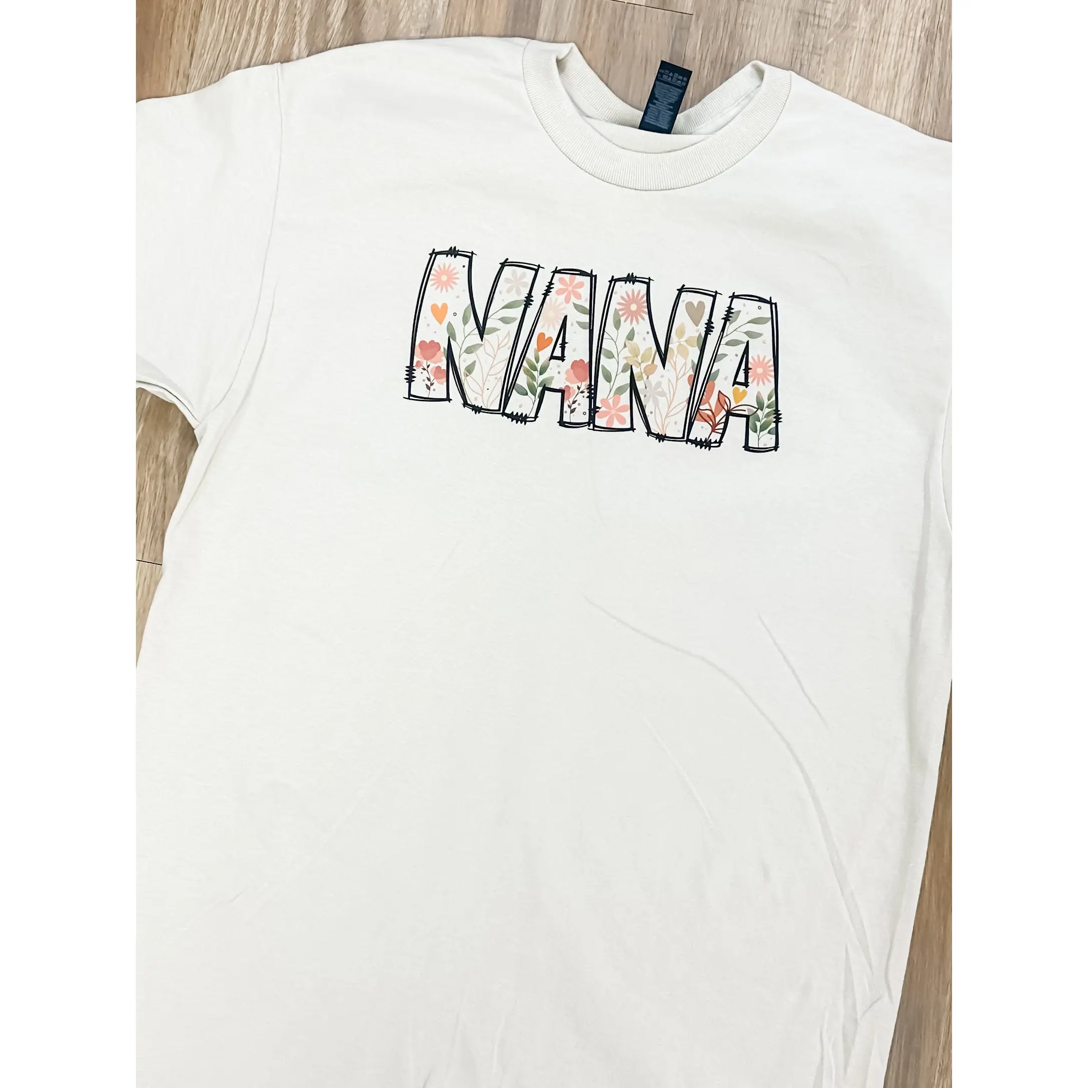 Nana Graphic Top Nana Graphic Top