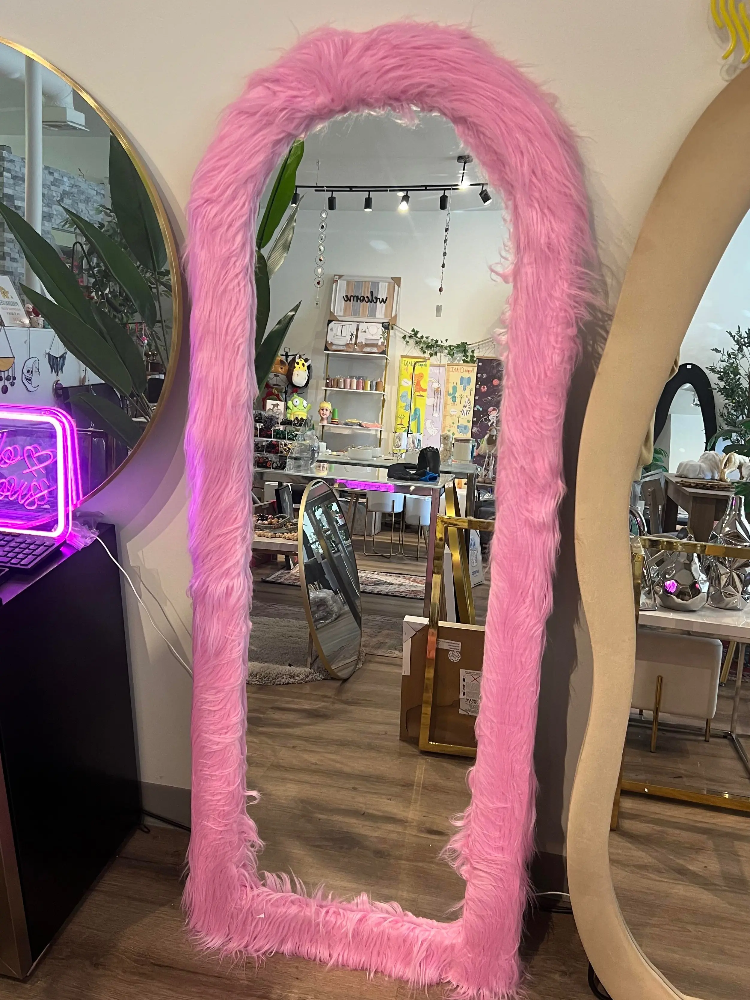 63" Full Lenght Furry Frame Mirror