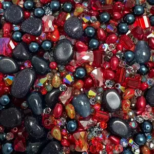 Dream Bead Mix P6 | DIY Glass Beads for Jewelry Making | Red & Navy Aesthetic Bead Set