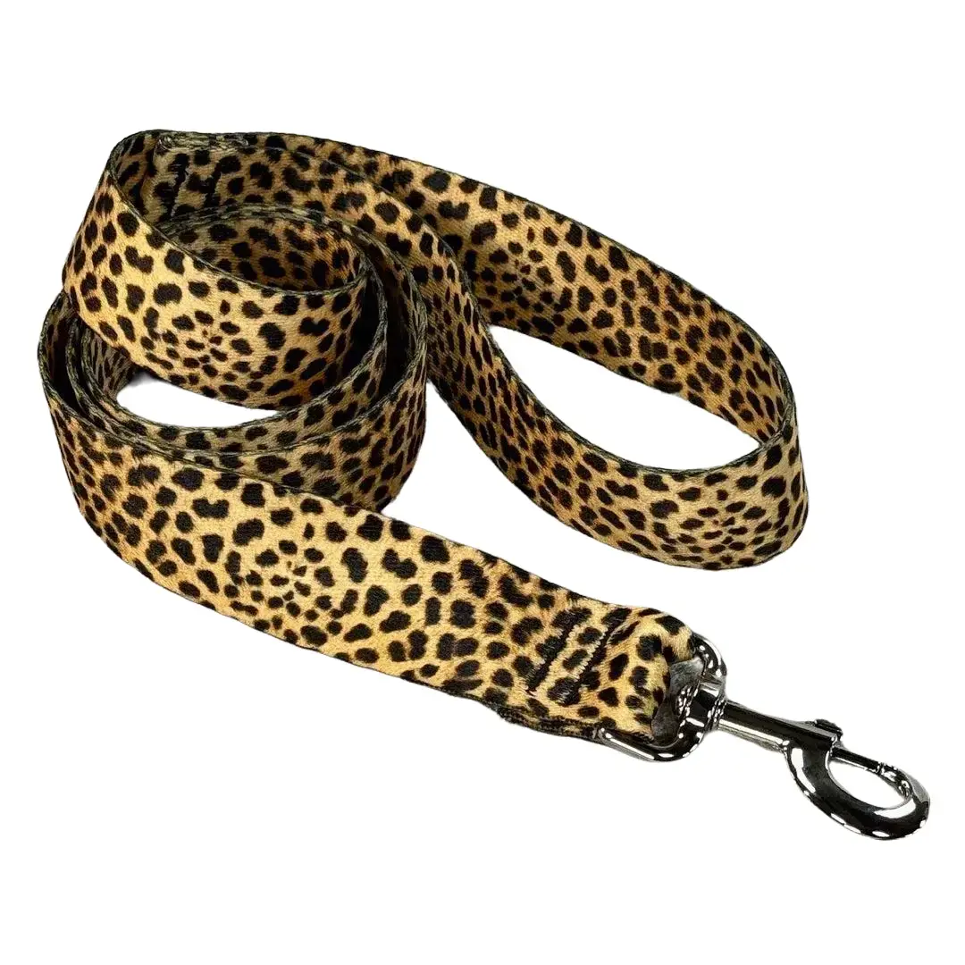 Classic Cheetah Animal Print Dog Leash, Edge-to-Edge Fur Texture Design, Reliable Snap Closure for Dogs (Pet Supplies Accessory)