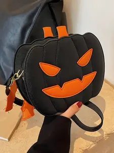 Niche design funny skull shaped crossbody bag, personalized design embellishment shoulder bag, creative and fashionable shoulder crossbody bag, the first choice for Halloween, suitable for daily travel, shopping, etc., Handcrafted Bag