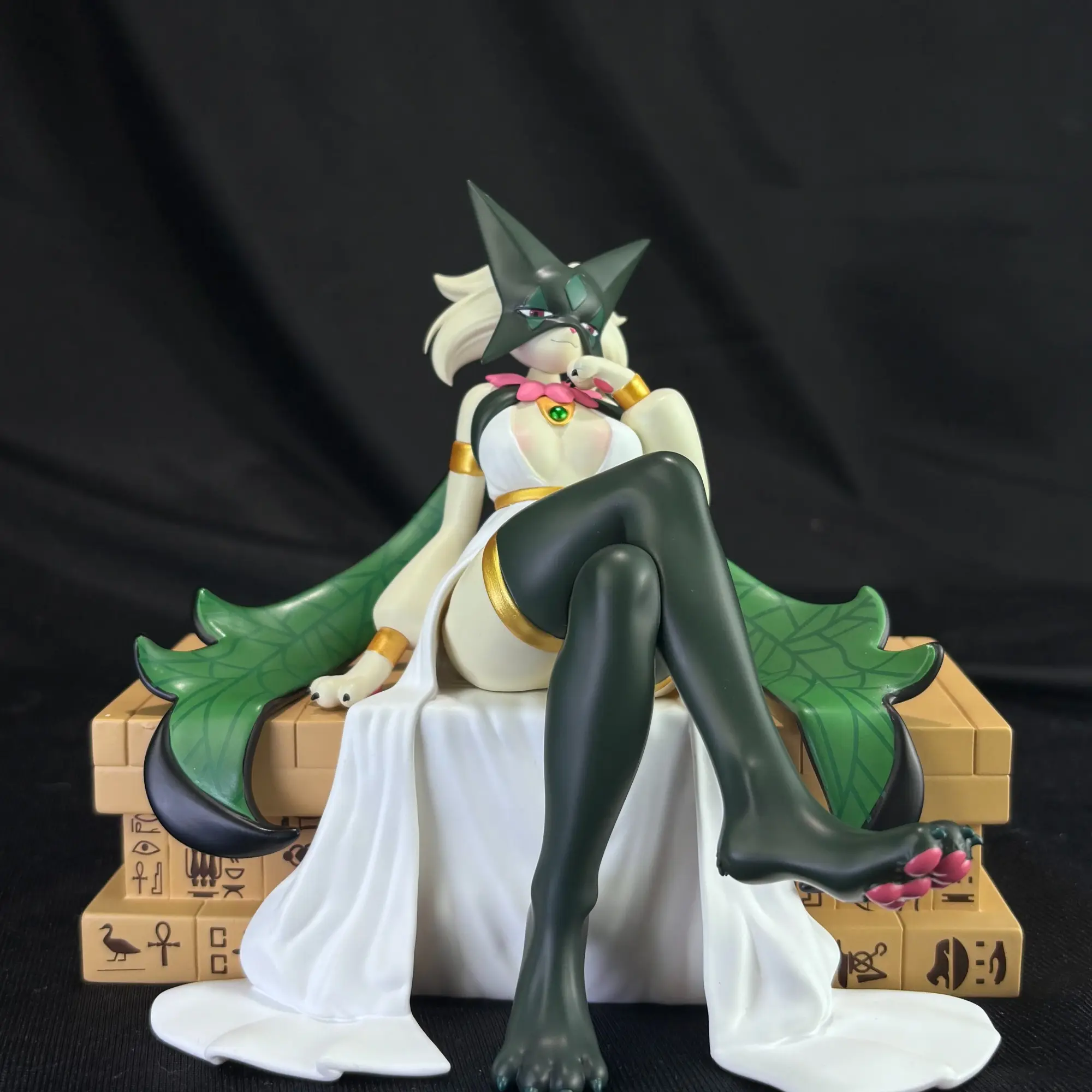 Dancer meowscarada Resin Figure, Cute Collectibles, Collectible for Fans, Collectible Figurines, Anime Peripheral Collectible Toy, Desktop Decoration, Desktop Statue, Trendy Desk Ornament, Perfect Gift Idea, Collectible Figures, Collectible Items