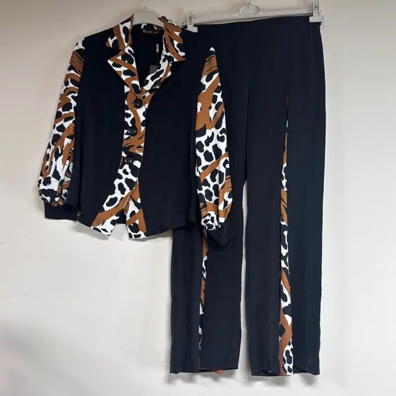 Women's Modest Islamic 2-Piece Clothing Set - Pants and Top, Directly Sourced from Turkey