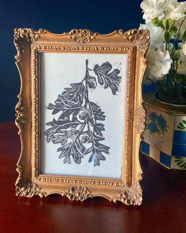 Natural Endangered White Oak Leaf Print Handcrafted Linocut 5x7 Inches Handmade Deckled Edge Linen Paper Minimalist Design Wall Decor Unique Lino Artwork for Conservationists