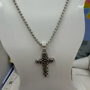 925 sterling silver 20” ball chain and  pendant  quality Italian solid silver ))cadena de bolitas y dije de Alta calidad es solido plata Italiana Alta calidad 20” pulgadas es solido