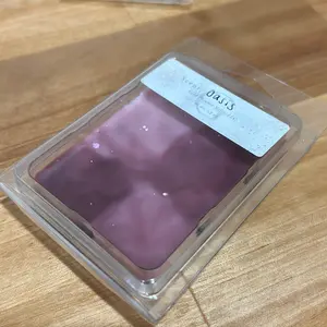 Oasis Clamshell