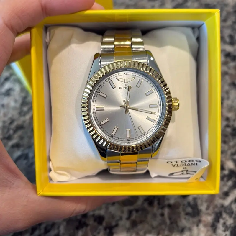INVICTA SPECIALTY 69010 Men's Quartz Watch - 40mm
