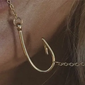 The Catch Necklace