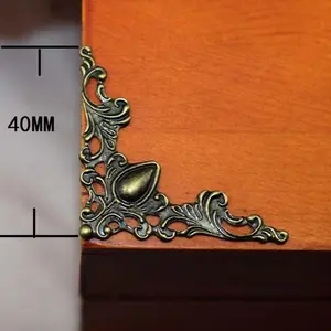 30 Pcs Antique Edge Corner Decorative Protectors, Scrapbooking Albums Embellishment Photo Frame Jewelry Box Decorative Corner (Antique Bronze)
