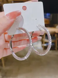 A pair of creative and exquisite, super shiny large round earrings, versatile styles, fashionable jewelry for women and girls, suitable for daily life, parties, and casual fashion items. Valentine's Day and birthday gifts are perfect choices for her.