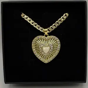 Heart Neckles Gold Plated with Sparkling Rhinestones and Elegant Chain for Women