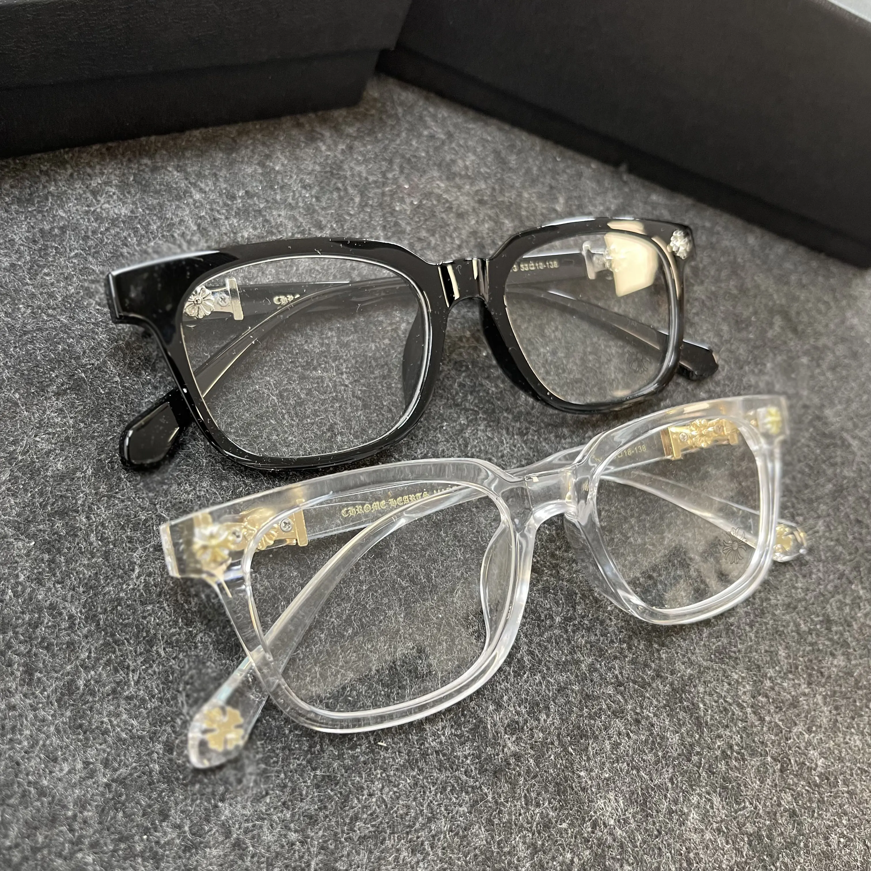 2pcs - Black + Clear Gold