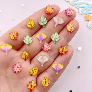30pcs Mixed Resin Shiny Shimmer Glitter Mini Crystal Colorful Maple Leaves Art Flat back Rhinestone DIY Wedding Scrapbook Decor Jewelry Crafts