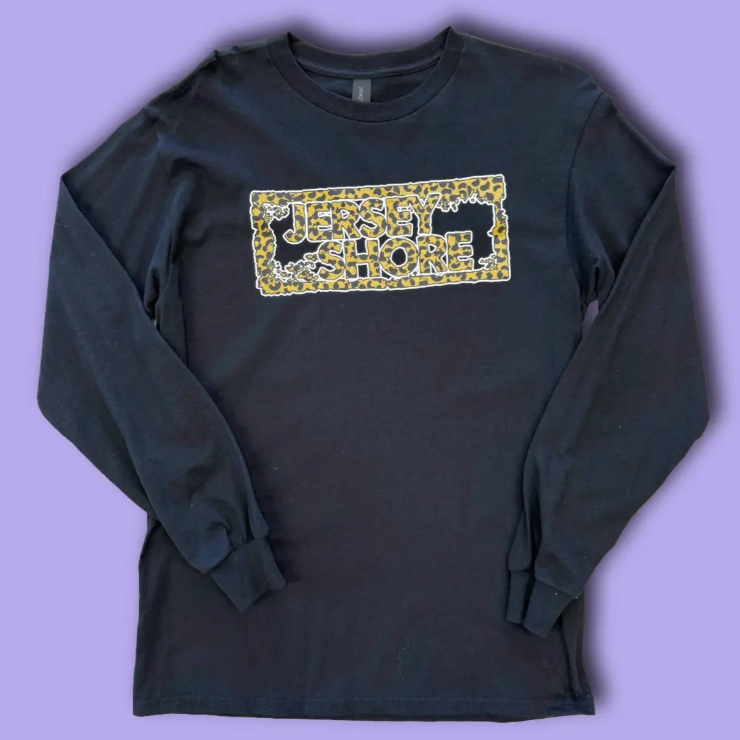 Shore Store Official Unisex Leopard Print Graphic Longsleeve Shirt, Casual 100% Cotton Printed Streetwear Top, Longsleeves, Fit, Classic Cut, Easy To Style